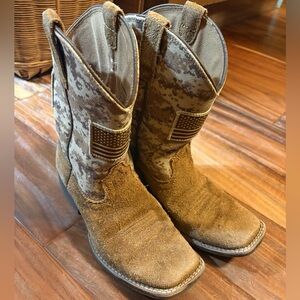 Ariat Kids Size 2 Camo Western Cowboy Boots Square Toe American Flag‎ (S5)